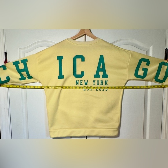 CHICAGO | Crew Neck Sweatshirt | Women's Medium (M) - Picture 5 of 7